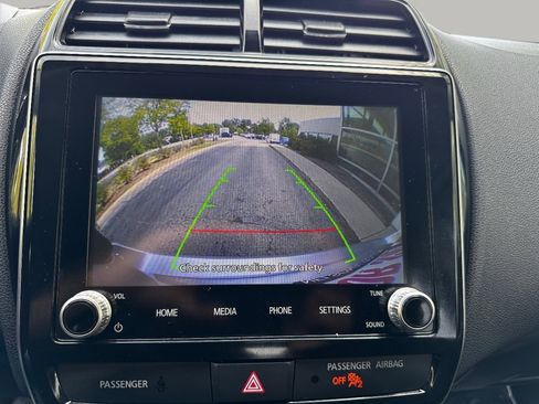 Used 2021 Mitsubishi Outlander Sport SE image 25