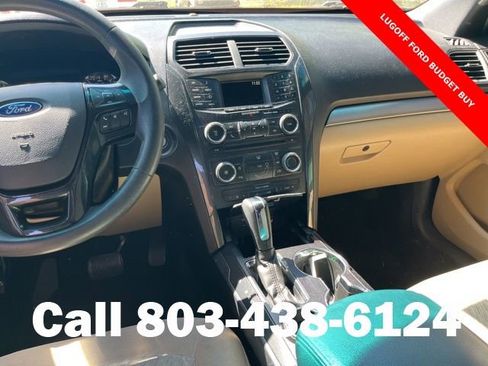Used 2016 Ford Explorer FWD image 9