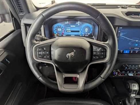 Used 2025 Ford Bronco Badlands AWD/4WD image 17