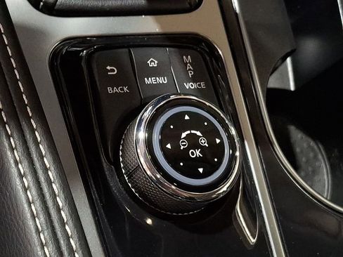 Used 2023 Nissan Maxima Platinum w/ Sport Mat Group image 17