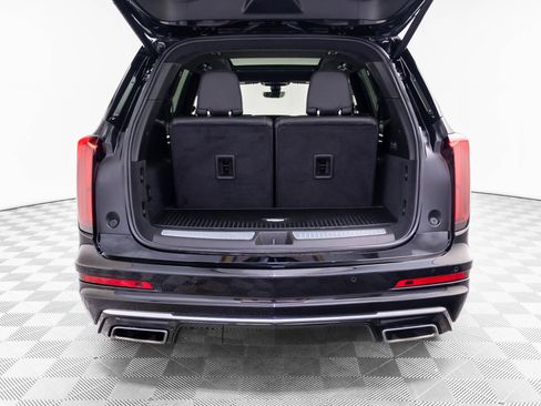 Certified 2025 Cadillac XT6 Premium Luxury w/ Platinum Package AWD/4WD image 29