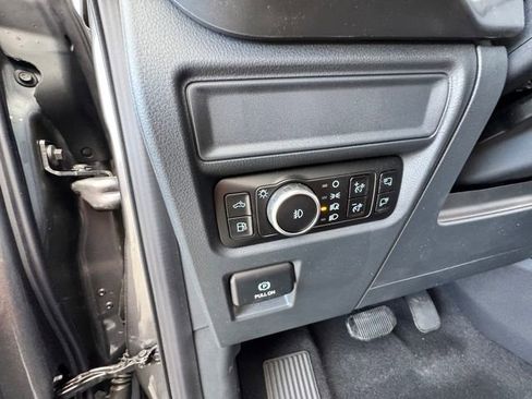 New 2025 Ford F150 XLT w/ Equipment Group 302A MID image 25