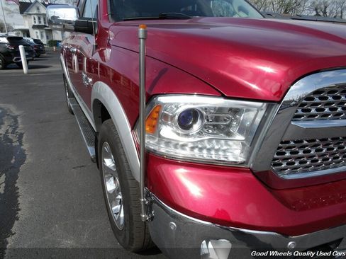 Used 2014 RAM 1500 Laramie w/ Convenience Group AWD/4WD image 10