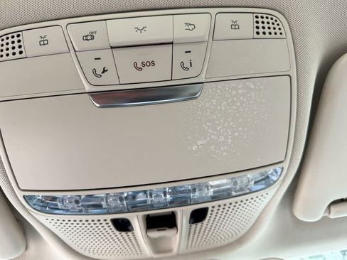 Used 2017 Mercedes-Benz C 300 4MATIC Sedan image 30