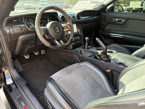 Used 2019 Ford Mustang Shelby GT350 w/ Technology Package image 19