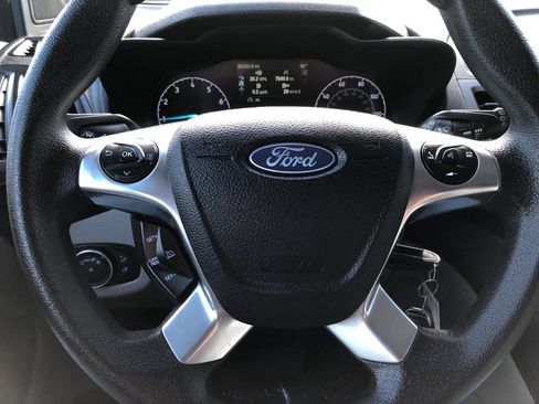 Used 2020 Ford Transit Connect XLT image 32