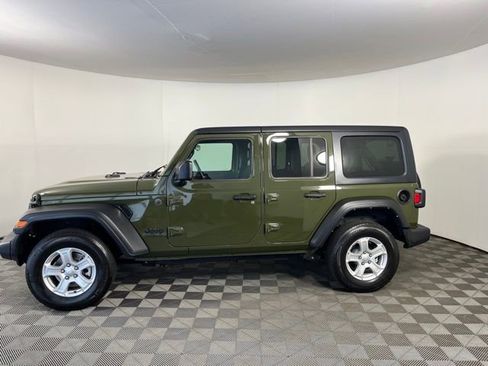 Used 2022 Jeep Wrangler Unlimited Sport AWD/4WD image 4