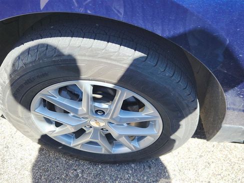 Used 2022 Chevrolet Equinox LT AWD/4WD image 7