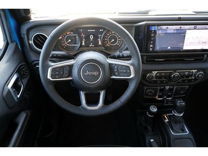 Used 2024 Jeep Wrangler Unlimited Sahara w/ Technology Group