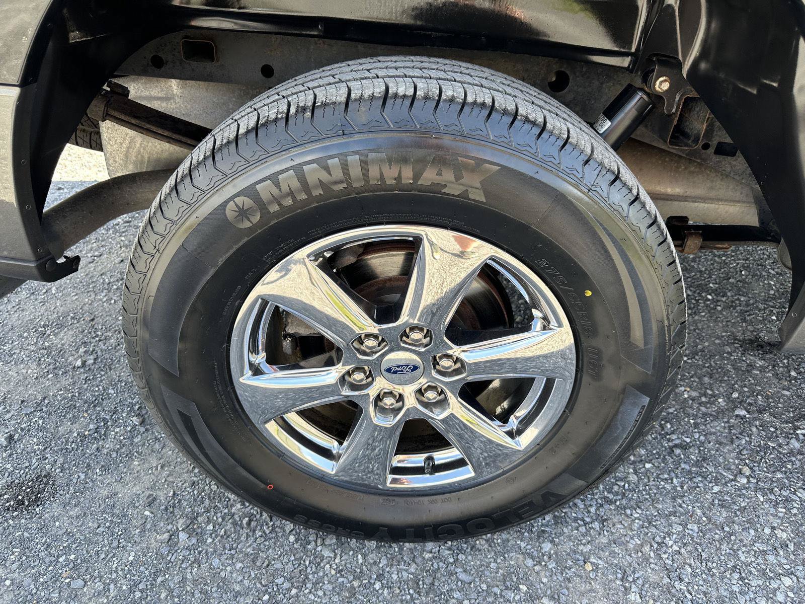 Used 2019 Ford F150 XLT w/ Equipment Group 302A Luxury AWD/4WD image 11