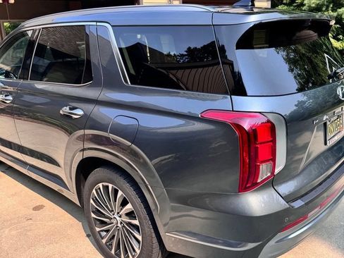 Used 2024 Hyundai Palisade Calligraphy AWD/4WD image 3