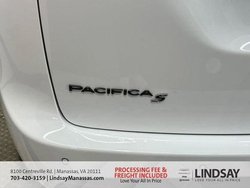 New 2026 Chrysler Pacifica Limited w/ S Appearance Package AWD/4WD image 7