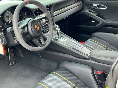 Used 2018 Porsche 911 GT3 w/ Sport Chrono Package RWD image 41