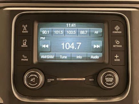Used 2019 RAM 1500 Classic SLT RWD image 10