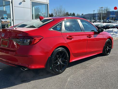 Used 2023 Honda Civic Sport image 7