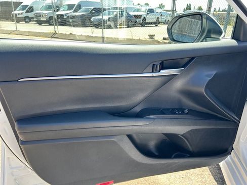 Used 2024 Toyota Camry SE FWD image 20