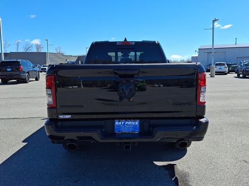 Used 2022 RAM 1500 Big Horn w/ Night Edition AWD/4WD image 5