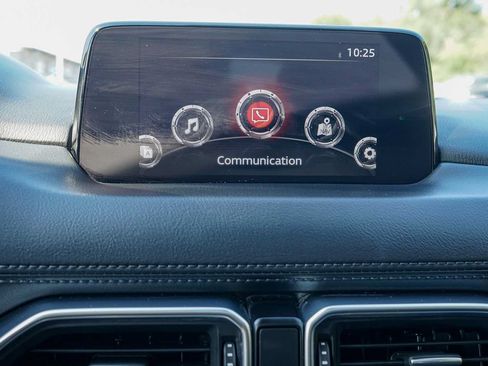 Used 2019 MAZDA CX-5 Touring FWD image 11
