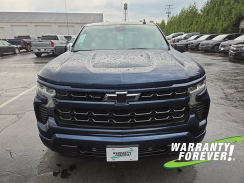 Used 2022 Chevrolet Silverado 1500 RST AWD/4WD image 2