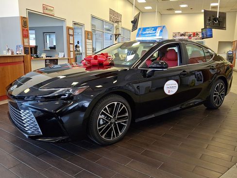 Certified 2026 Toyota Camry XLE image 3