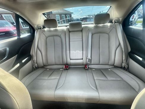 Used 2017 Lincoln Continental Select AWD/4WD image 19