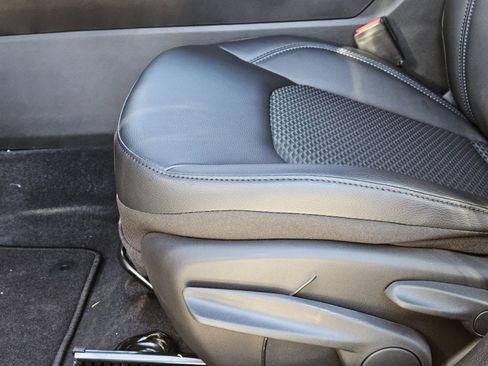 New 2026 Jeep Compass Latitude image 25