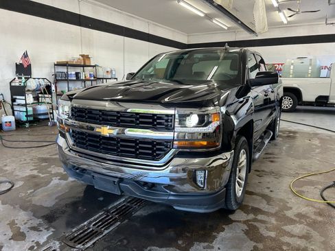 Used 2017 Chevrolet Silverado 1500 LT w/ All Star Edition AWD/4WD image 34