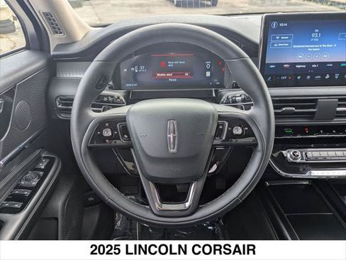 Used 2025 Lincoln Corsair FWD w/ Equipment Group 101A image 13