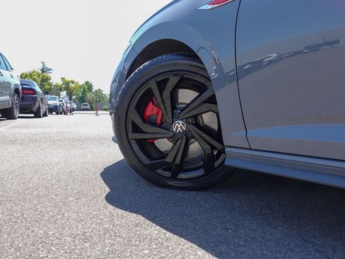 Used 2024 Volkswagen Jetta GLI Autobahn FWD image 8