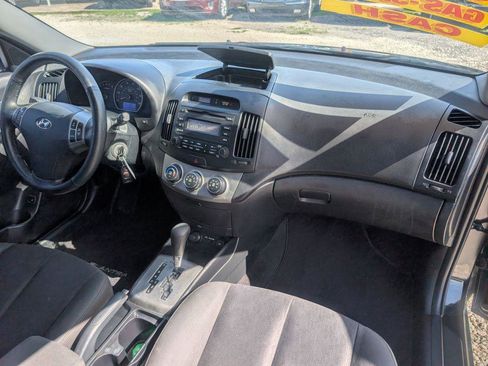 Used 2010 Hyundai Elantra SE FWD image 14