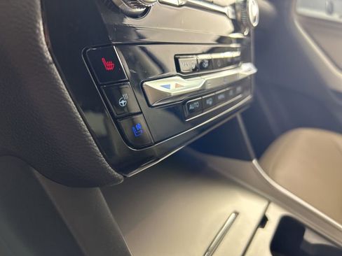 Used 2023 Ford Explorer Limited image 21