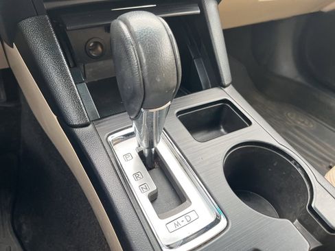 Used 2015 Subaru Legacy 2.5i Premium w/ Moonroof Package image 19