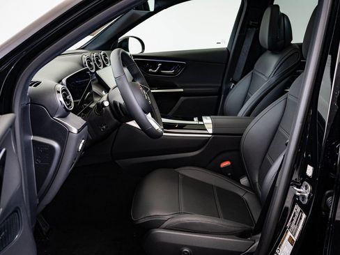 Certified 2026 Mercedes-Benz GLC 300 4MATIC image 19