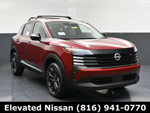 New 2026 Nissan Kicks SR w/ Cold Weather Package image 1