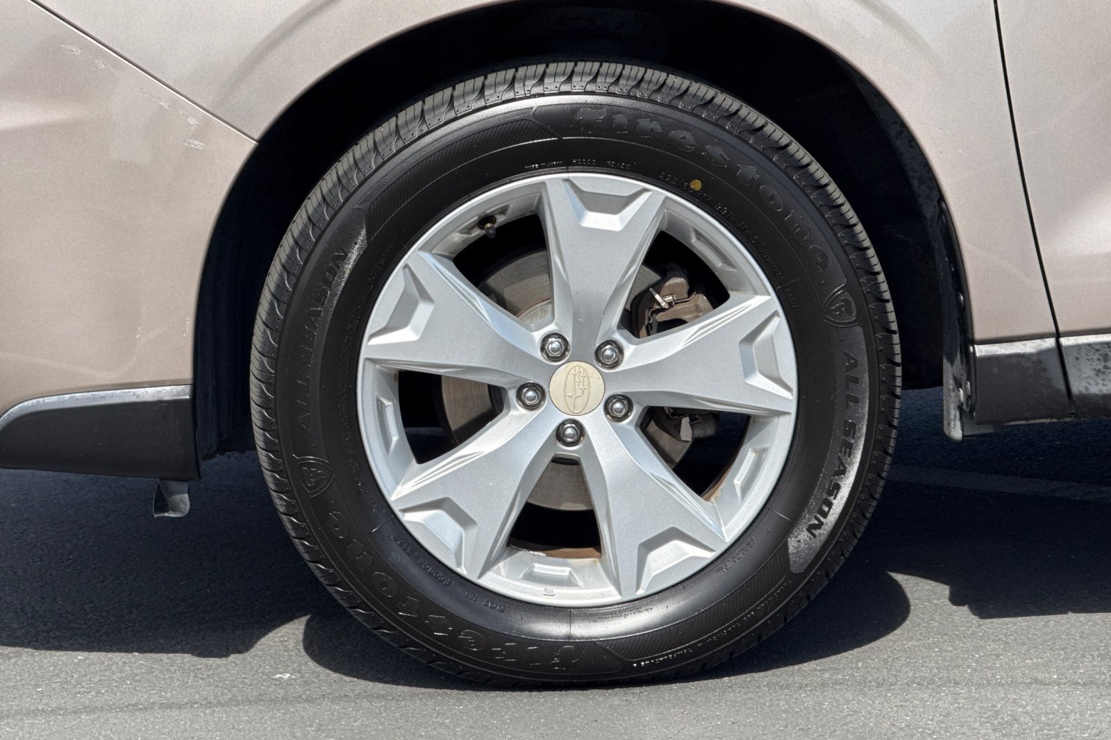 Used 2015 Subaru Forester 2.5i w/ Alloy Wheel Package AWD/4WD image 15