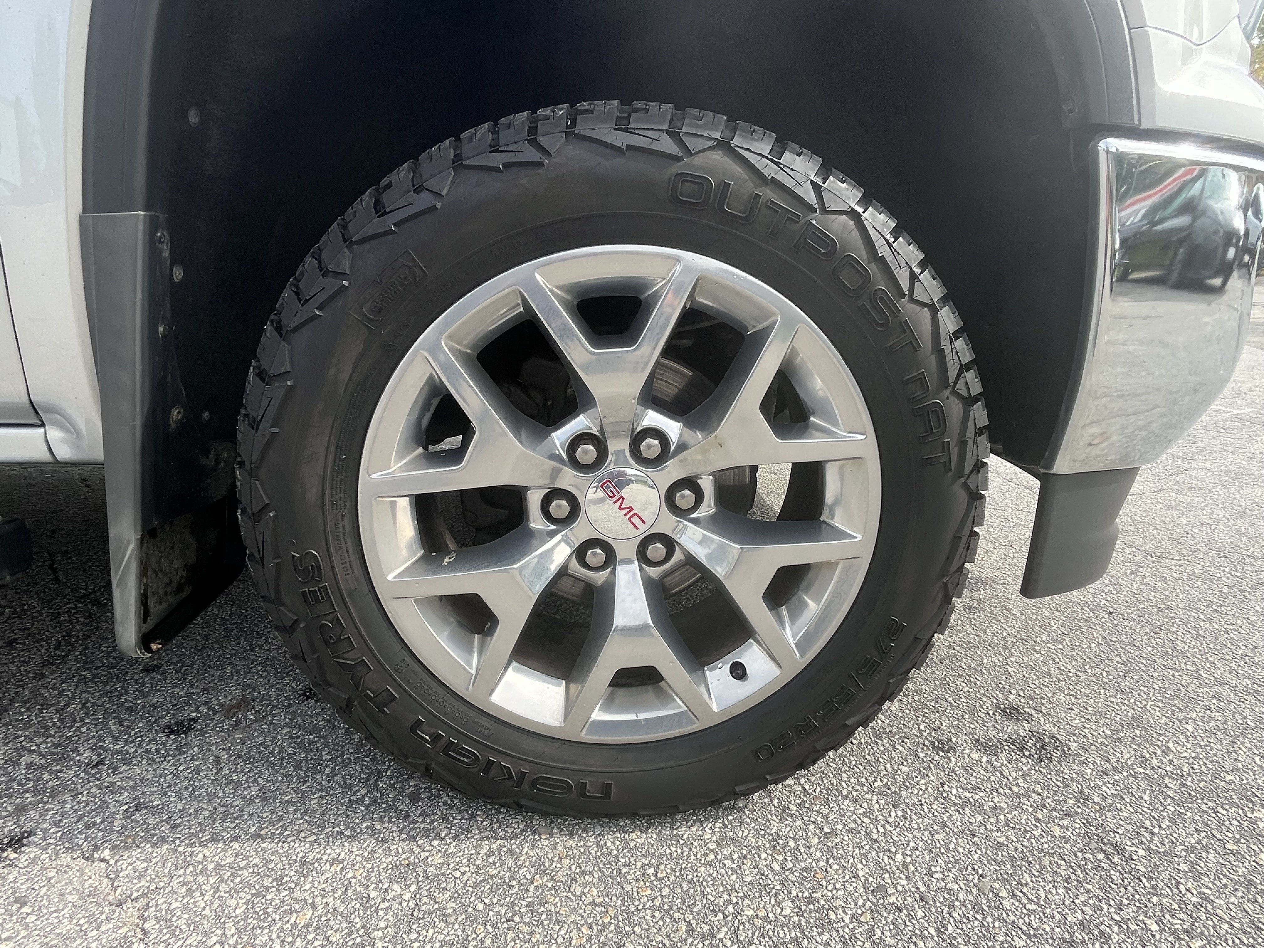 Used 2018 GMC Sierra 1500 SLT w/ SLT Premium Package AWD/4WD image 12