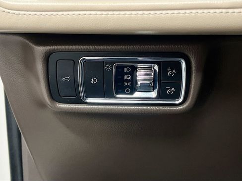 Used 2022 Lincoln Aviator Reserve w/ Equipment Group 201A image 10