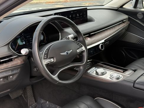 Used 2023 Genesis G80 image 15