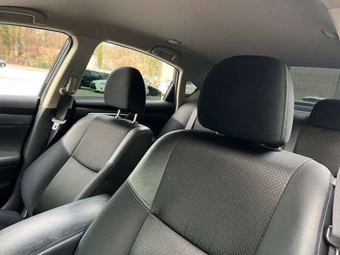 Used 2017 Nissan Altima 2.5 SR image 13