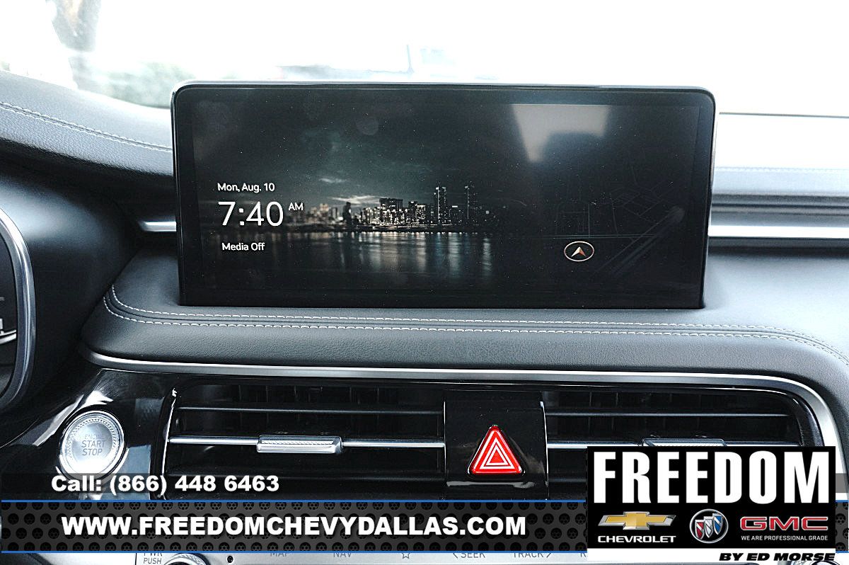 Used 2025 Genesis G70 2.5T RWD image 16