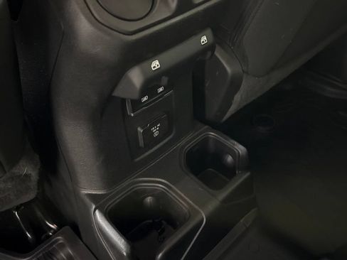 Used 2023 Jeep Wrangler Unlimited Sahara w/ LED Lighting Group AWD/4WD image 29