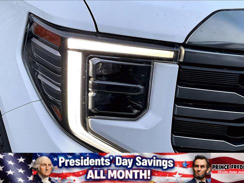 Used 2022 GMC Sierra 1500 AT4 w/ AT4 Premium Package image 23