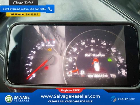 Used 2014 Kia Sorento SX image 12