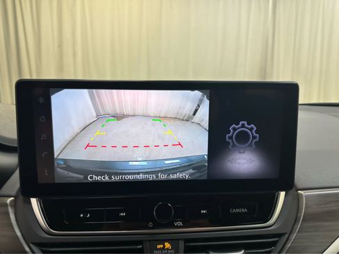 New 2025 Nissan Altima 2.5 SV image 18