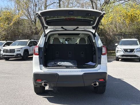 New 2026 Subaru Ascent Limited image 16