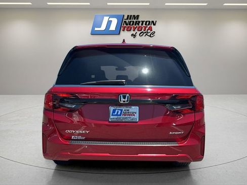 Used 2025 Honda Odyssey Sport-L image 6