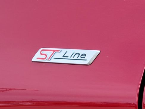 New 2026 Ford Explorer ST-Line w/ ST-Line Street Pack image 13