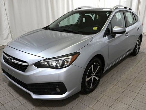Used 2022 Subaru Impreza Premium image 16