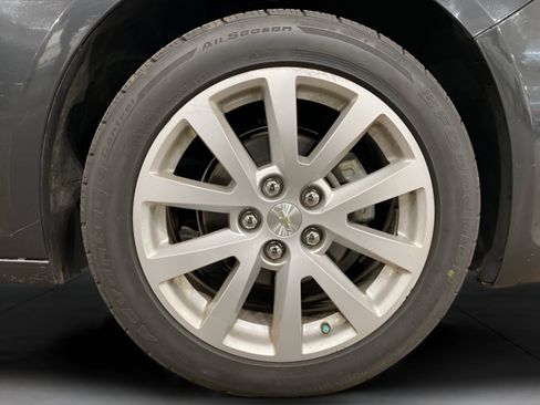 Used 2015 Chevrolet Malibu LT FWD image 19