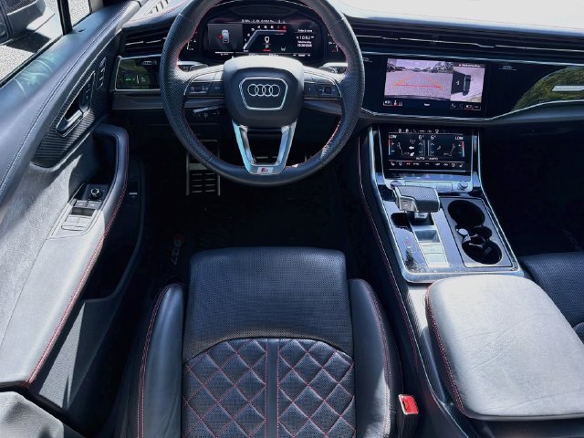 Used 2025 Audi SQ7 Prestige AWD/4WD image 18